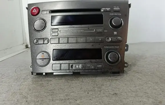 Subaru Outback Radio/CD/DVD/GPS head unit GX201RHF2