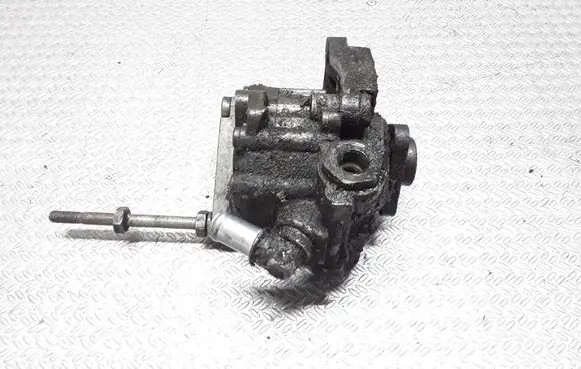 BMW 7 E65 E66 Power steering pump 7696974105 8675617501