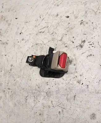 Toyota Prius (XW50) Rear seatbelt buckle 6359416