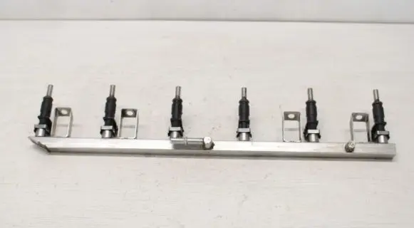 BMW 5 E60 E61 Fuel injectors set 7531634 5236C01774