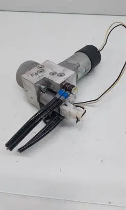 Volkswagen Phaeton Convertible roof hydraulic pump HB70074015K 31890001