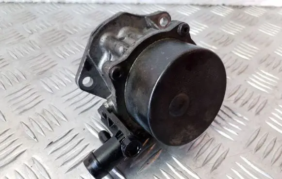 Suzuki Grand Vitara II Vacuum pump 72238908F 8200072985