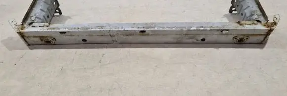 Toyota Avensis T270 Front bumper cross member