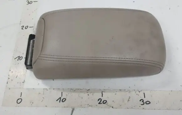 Citroen C-Crosser Armrest 