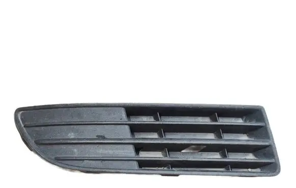 Volkswagen Polo Front bumper lower grill 6Q0853666E
