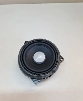 BMW i3 Rear door speaker 8927023701A 9364956