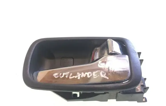 Mitsubishi Outlander Rear door interior handle