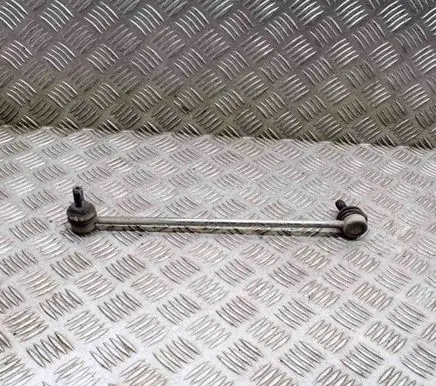Volkswagen PASSAT B8 Front anti-roll bar/stabilizer link 5Q0411315A