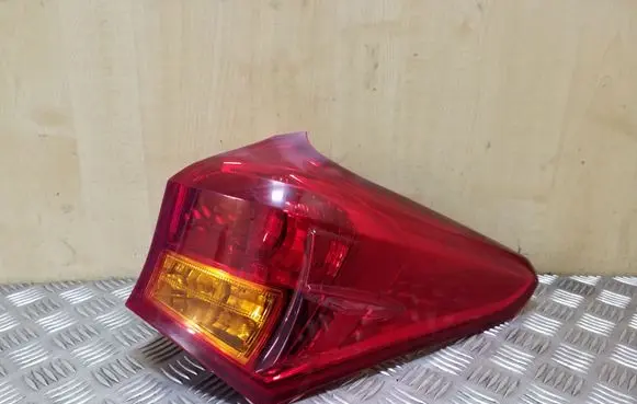 Rear/tail lights