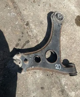 Mercedes-Benz A W169 Front lower control arm/wishbone
