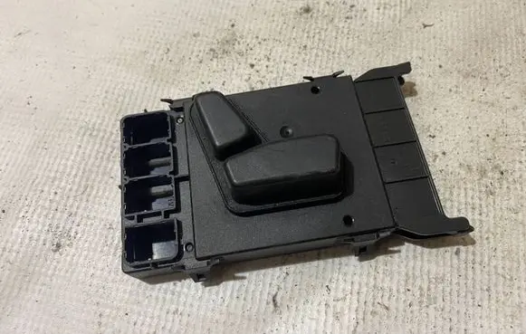 Mercedes-Benz ML W163 Seat control switch 0365458428 A0365458428