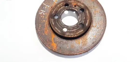 Volkswagen Polo Front brake disc ventiliuojamas