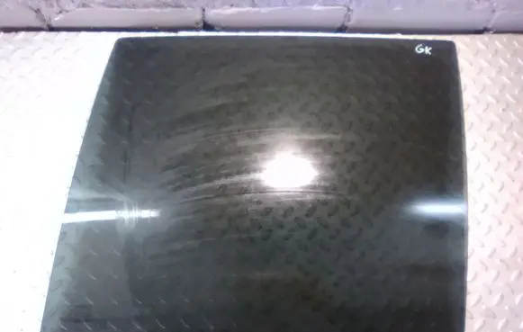 Volvo XC90 Rear door window glass 30674345