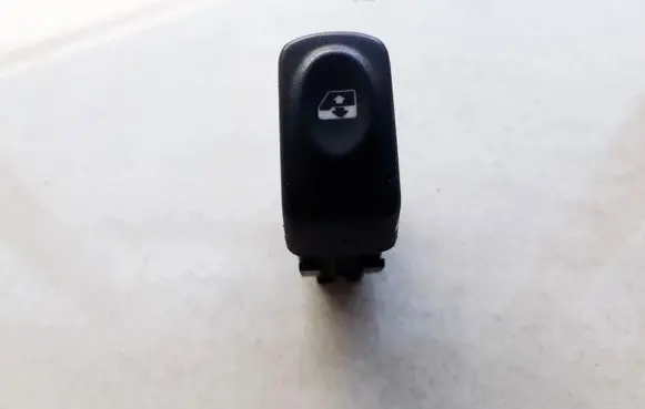 Renault Megane I Electric window control switch 729999K