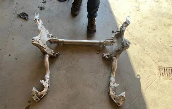 Audi A4 S4 B8 8K Front subframe 8K0399315G 8K0399315