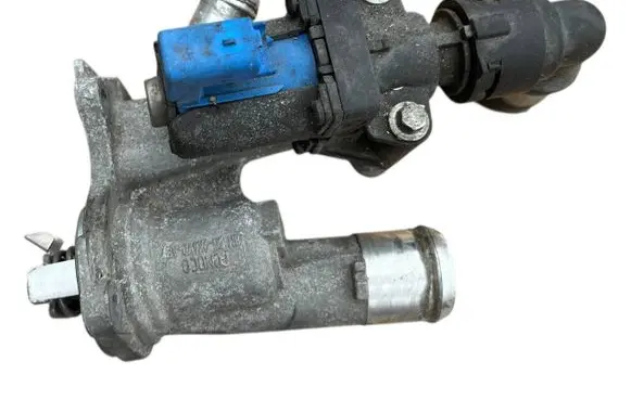 Volvo V60 Thermostat/thermostat housing bm569k478ab 050132029090