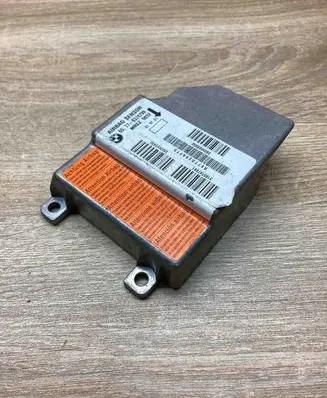 BMW 5 E39 Airbag control unit/module 8374799