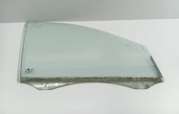 KIA Sorento Front door window glass four-door E1143R00240