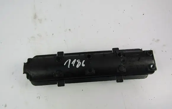 Volkswagen PASSAT B5 Camshaft holder 06A103544