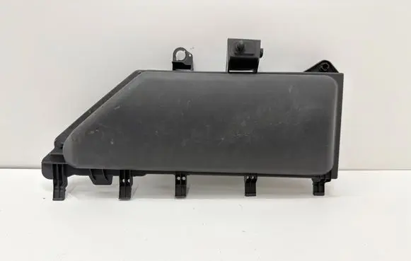 BMW 5 E60 E61 Cabin air micro filter cap 6950936