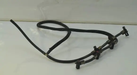 Volvo XC90 Fuel return line/hose CKR2136300