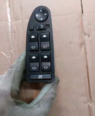 BMW 7 E38 Electric window control switch 6904339 835561 0045