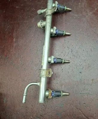 Fuel injectors set