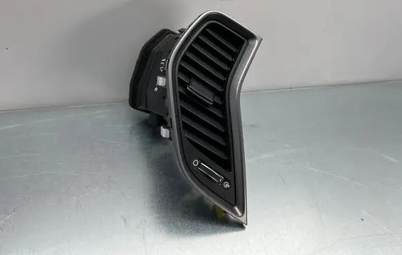 Hyundai Santa Fe Dash center air vent grill 974102W000