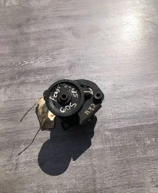 Peugeot 605 Power steering pump