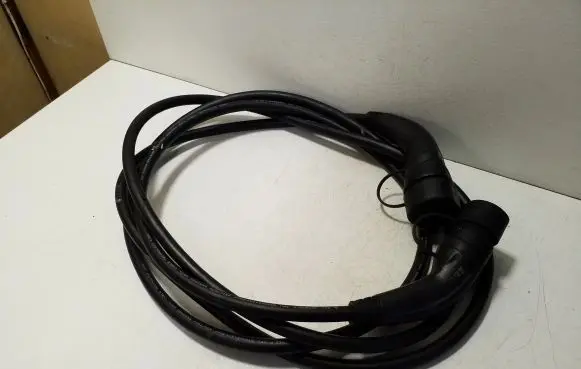 Audi e-tron Electric car charging cable H07BZ5F