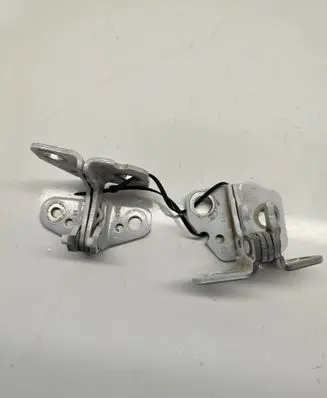 Ram 1500 Rear door hinge set 85574F 1120038