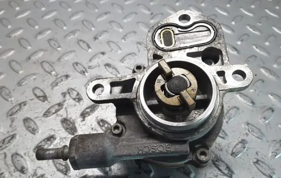 Vacuum pump