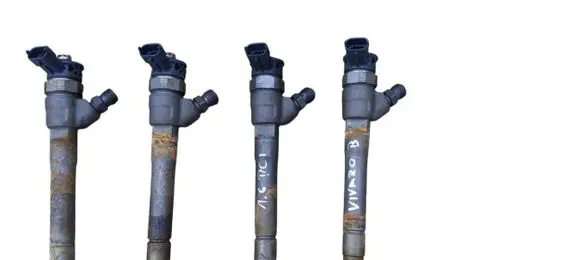 Opel Vivaro Fuel injector 8201055367 0445110414