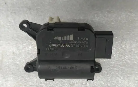 Volkswagen Caddy A/C air flow flap actuator/motor 1K0907511G