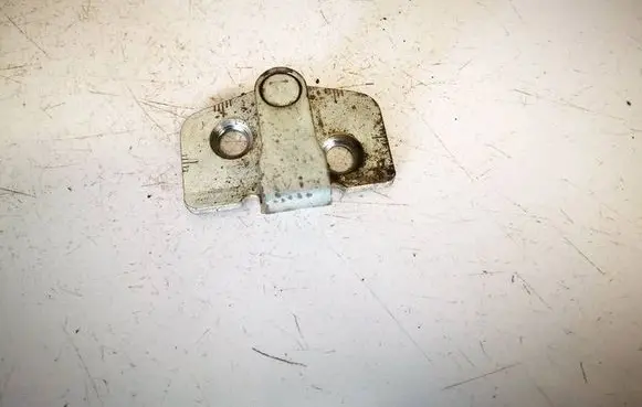 Opel Vectra C Front door lock loop/hook striker 