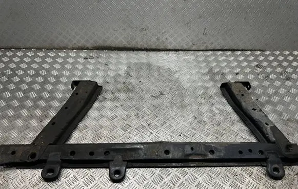 Renault Clio IV Bottom radiator support slam panel 
