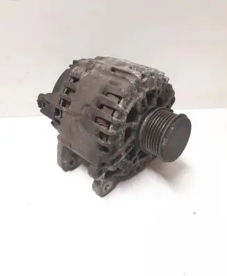 Volkswagen PASSAT B6 Generator/alternator TG14C026
