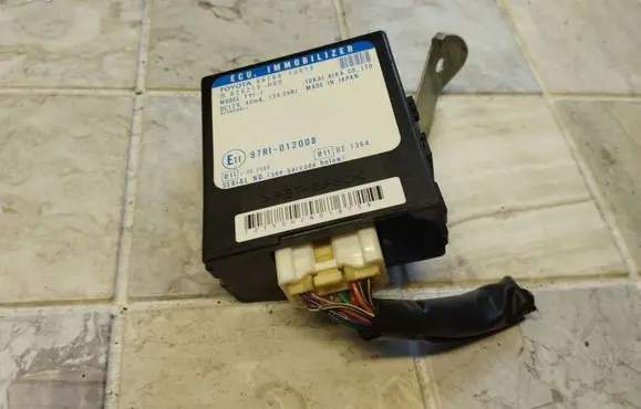 Toyota Corolla Verso E121 Immobilizer control unit/module 8978013010 626215000
