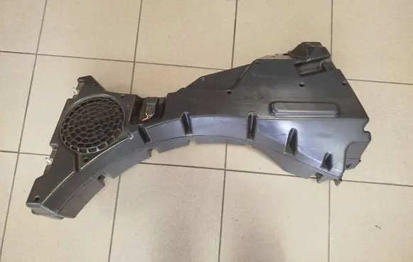 Land Rover Freelander 2 - LR2 Subwoofer speaker 6H5219A067A