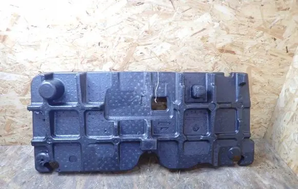 Mercedes-Benz GL X166 Other trunk/boot trim element A1668991400