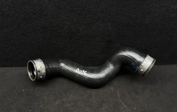 Audi A6 S6 C5 4B Intercooler hose/pipe 3B0145834N