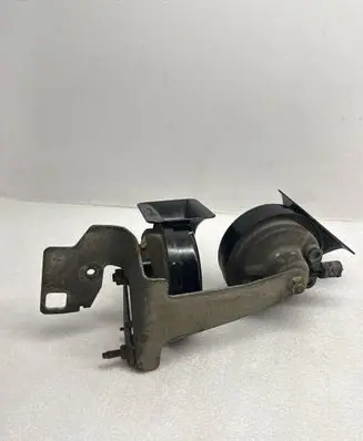 BMW 5 E60 E61 Horn signal 6935709