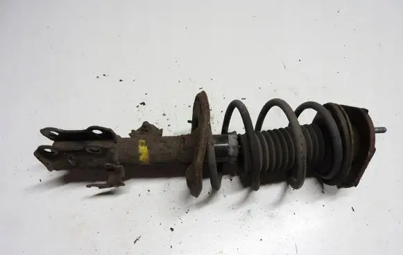 Toyota Auris 150 Front shock absorber with coil spring 026trrty31eraq