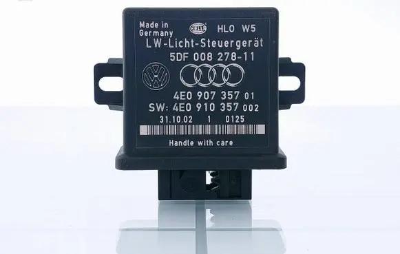 Audi A8 S8 D3 4E Light module LCM 5DF008278 4E0907357 4E0910357