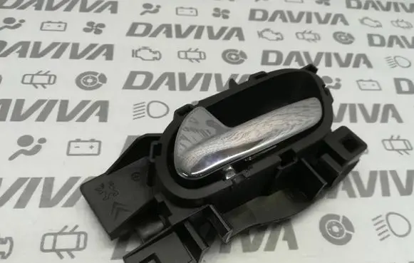Peugeot 207 Front door interior handle 96555518VD