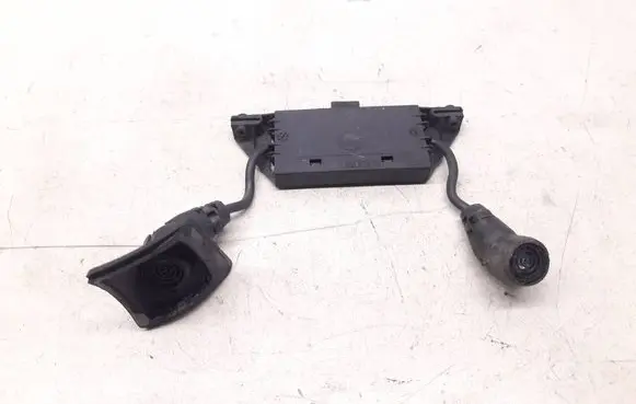 Audi A6 S6 C5 4B Alarm control unit/module 4B0951177