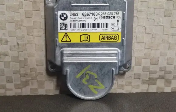 BMW 2 F22 F23 Airbag control unit/module 6867168