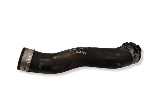 BMW 3 E92 E93 Intercooler hose/pipe 11884414