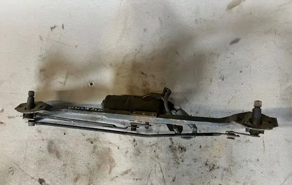 Jeep Cherokee XJ Front wiper linkage and motor 