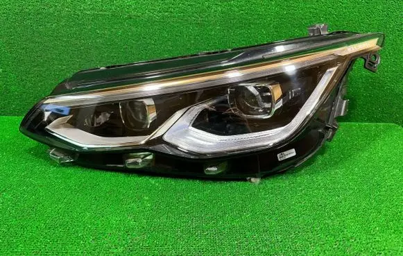 Volkswagen Golf VIII Headlight/headlamp 5H1941059